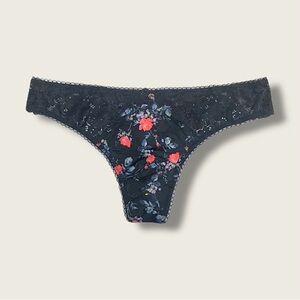 Victoria’s Secret Thong Panty Large New